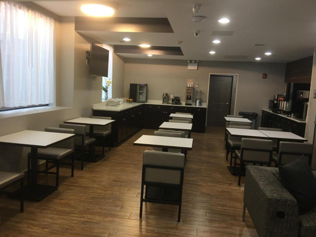 Wingate By Wyndham Jfk Airport, Far Rockaway Ny Hotel Nova Iorque Exterior foto